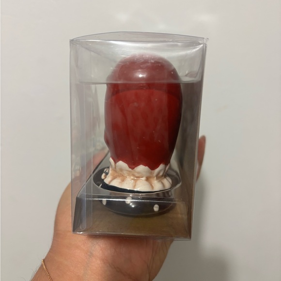 Johanna Parker Heart Salt & Pepper Shakers - Picture 2 of 4